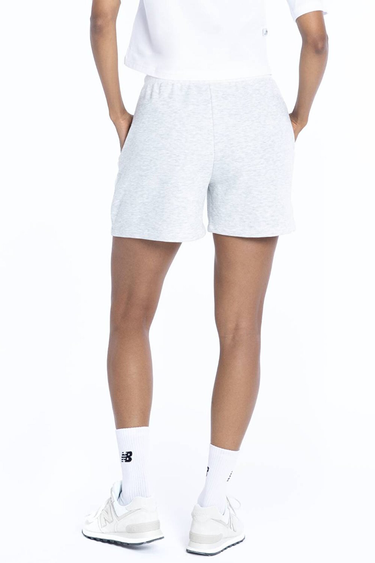 New Balance Lifestyle Kadın Şort WNS1357-SNW Gri