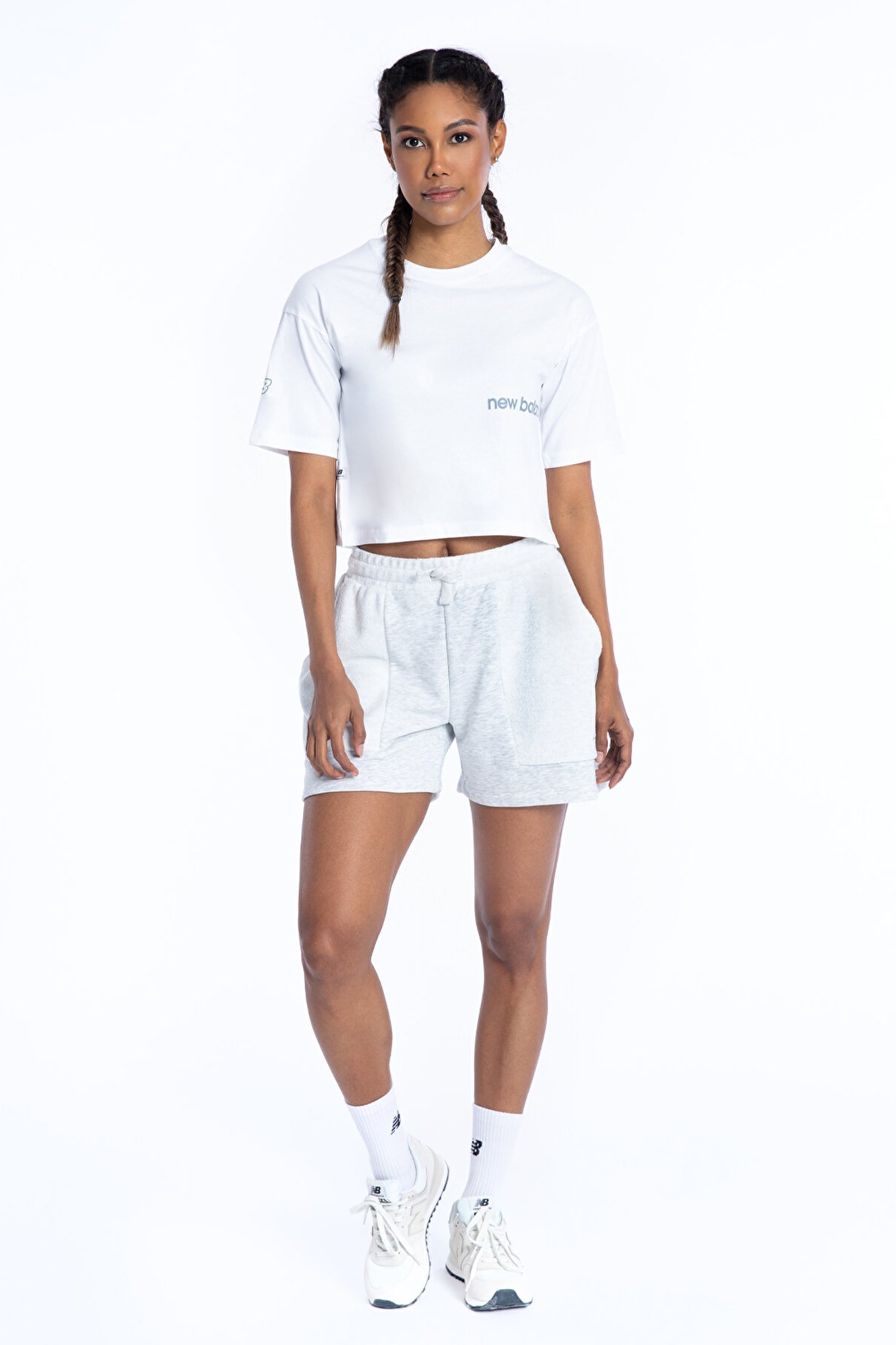 New Balance Lifestyle Kadın Şort WNS1357-SNW Gri