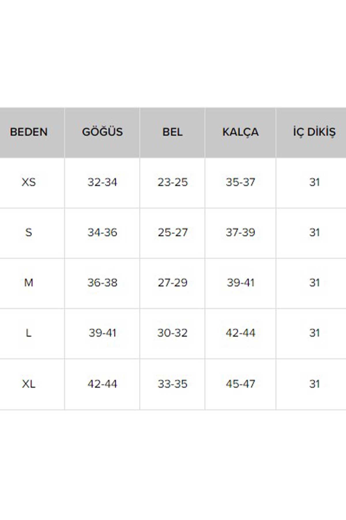 New Balance Lifestyle Kadın Tişört WNT1340-WT Beyaz