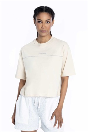 New Balance Lifestyle Kadın Tişört WNT1349-MOP Bej